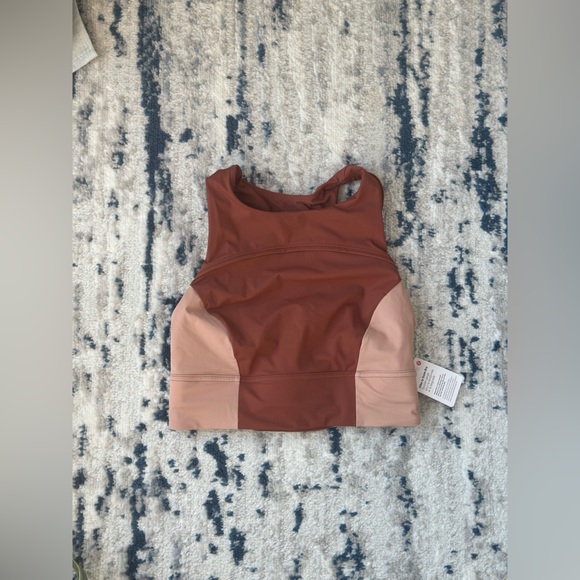 NWT Lululemon Hike to Swim Bra - Picture 2 of 5